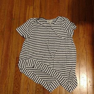 🛍️ Asymmetrical Tee